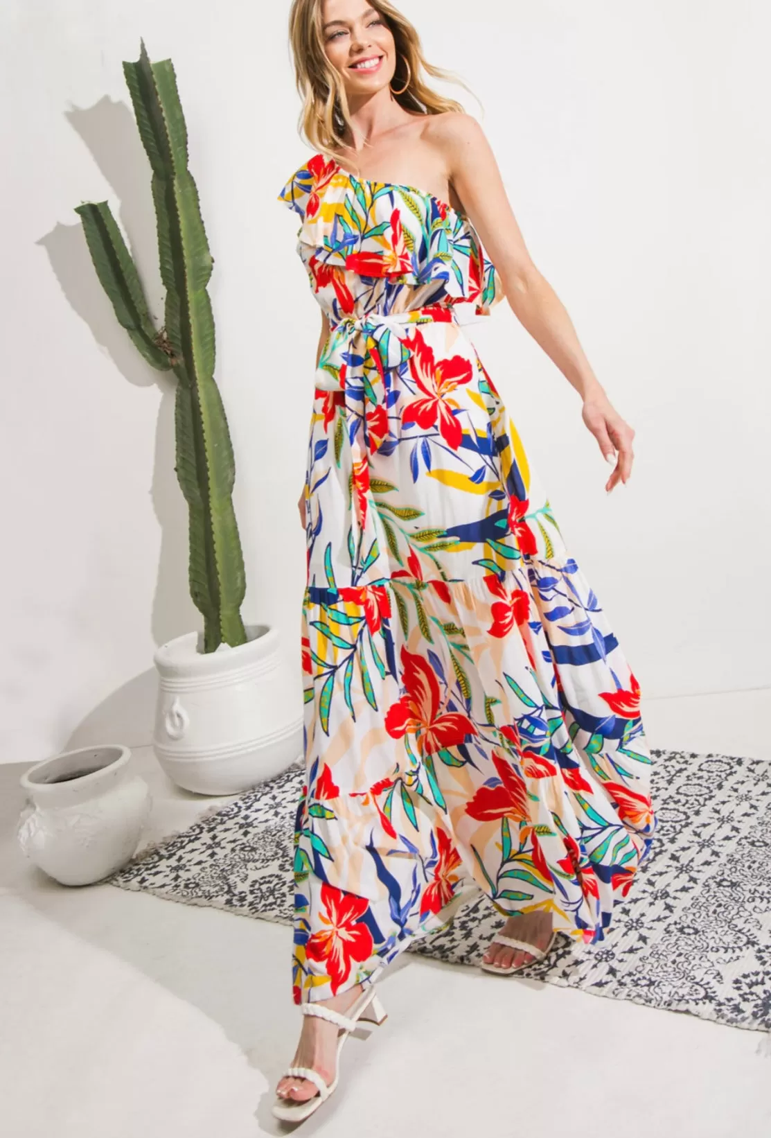 17738 One Shoulder Printed maxi dress