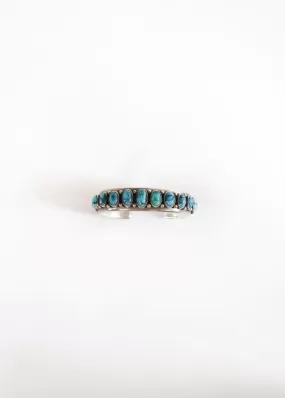 AG47 Vintage Better than Diamonds, Small Oval Turquoise on Sterling Silver Bracelet