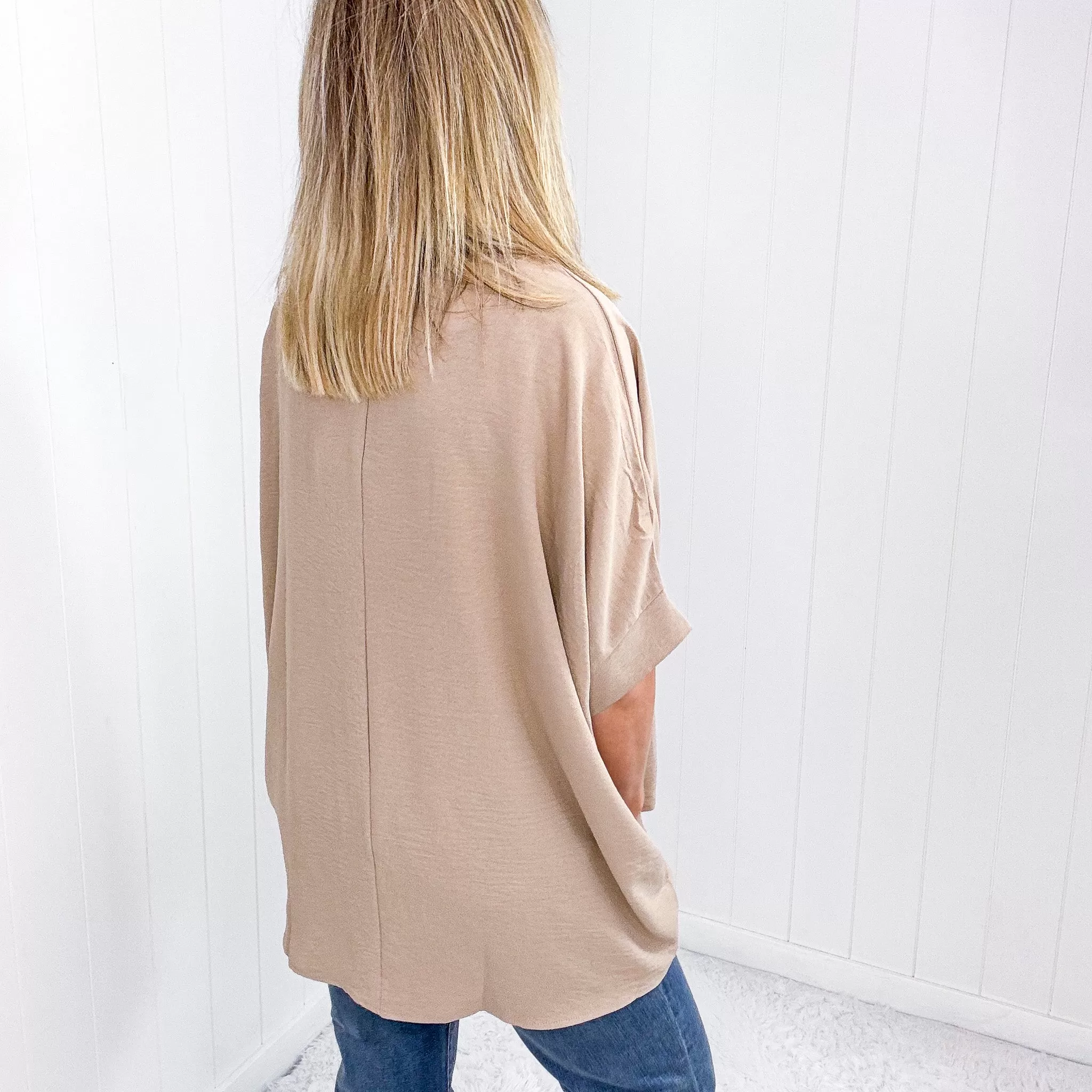 Andree By Unit Feels Like Me Dolman Sleeve Top in Taupe