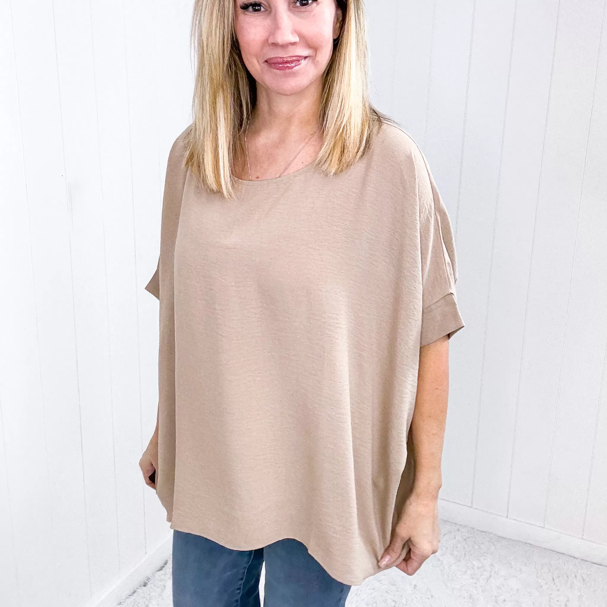 Andree By Unit Feels Like Me Dolman Sleeve Top in Taupe