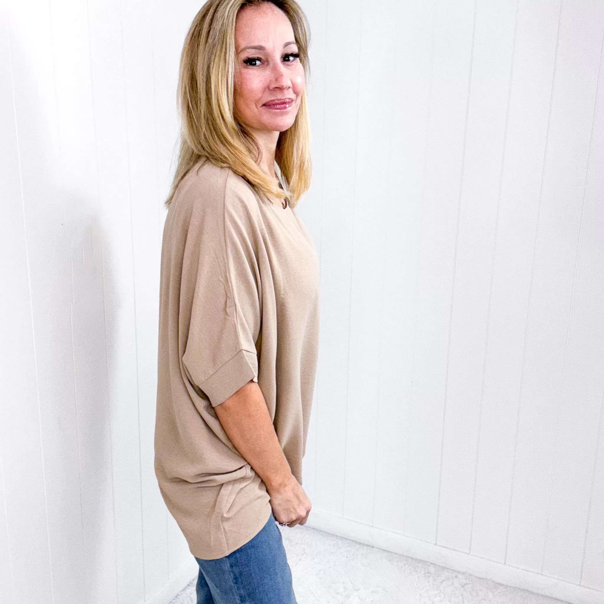 Andree By Unit Feels Like Me Dolman Sleeve Top in Taupe