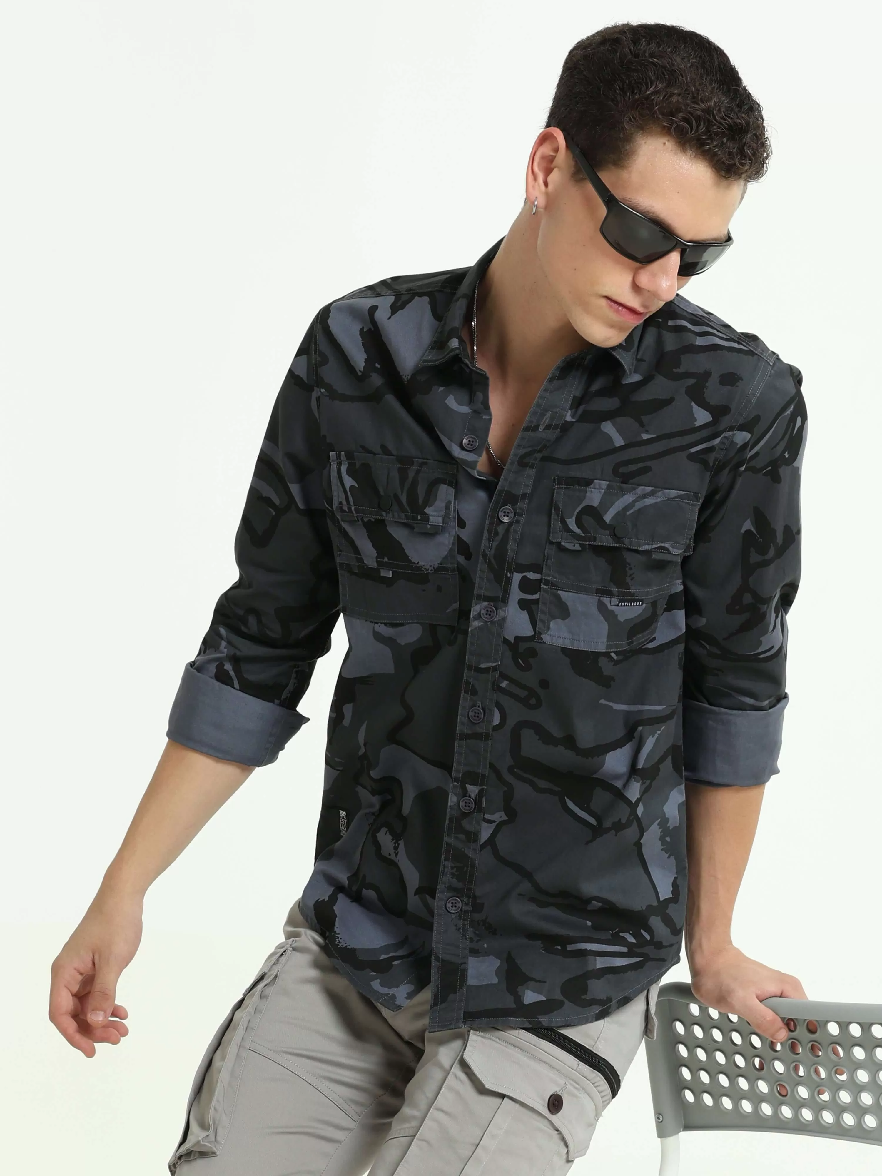 Camo Cargo navy shirt