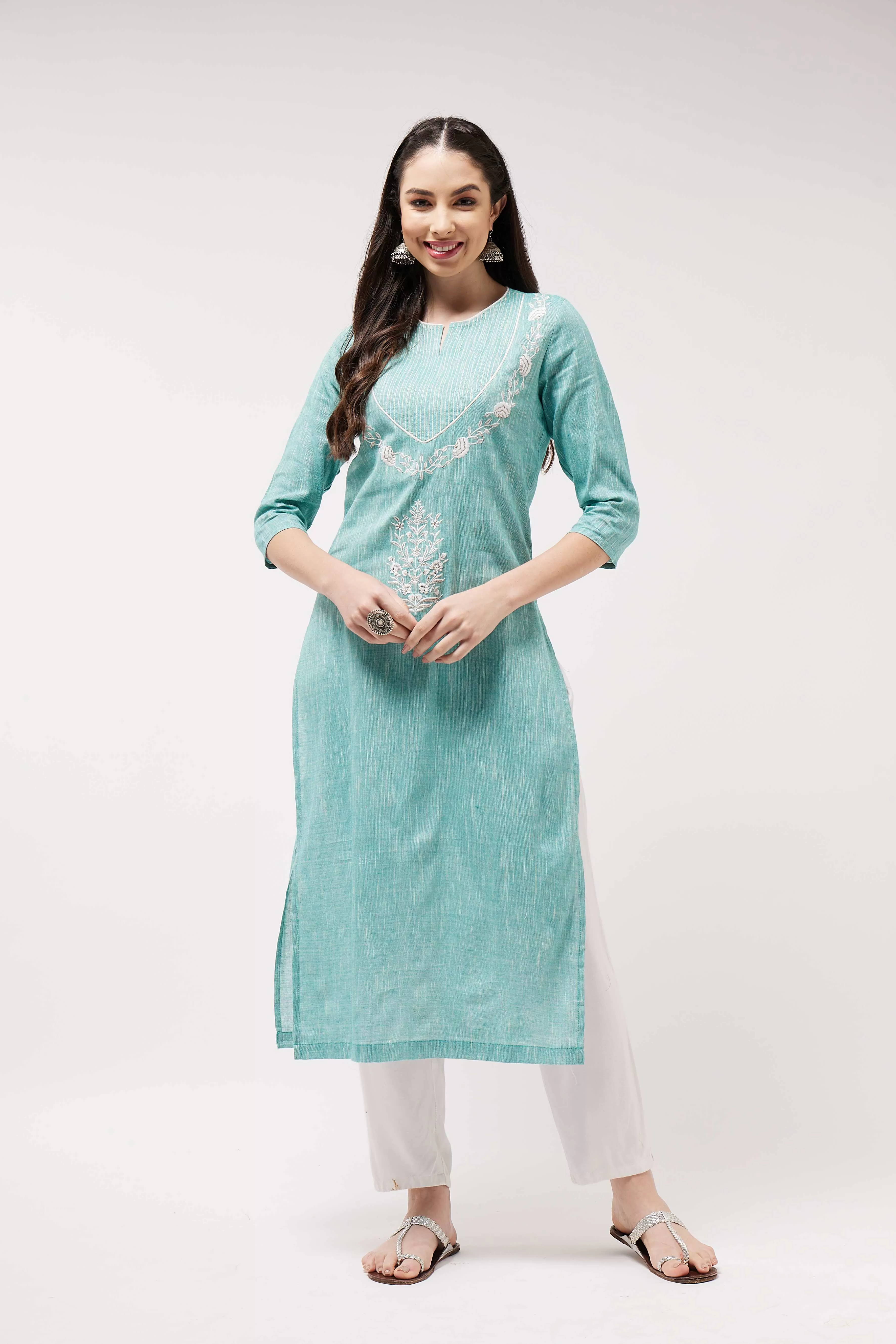 Chambray Embroidered Quarter Sleeves Kurta