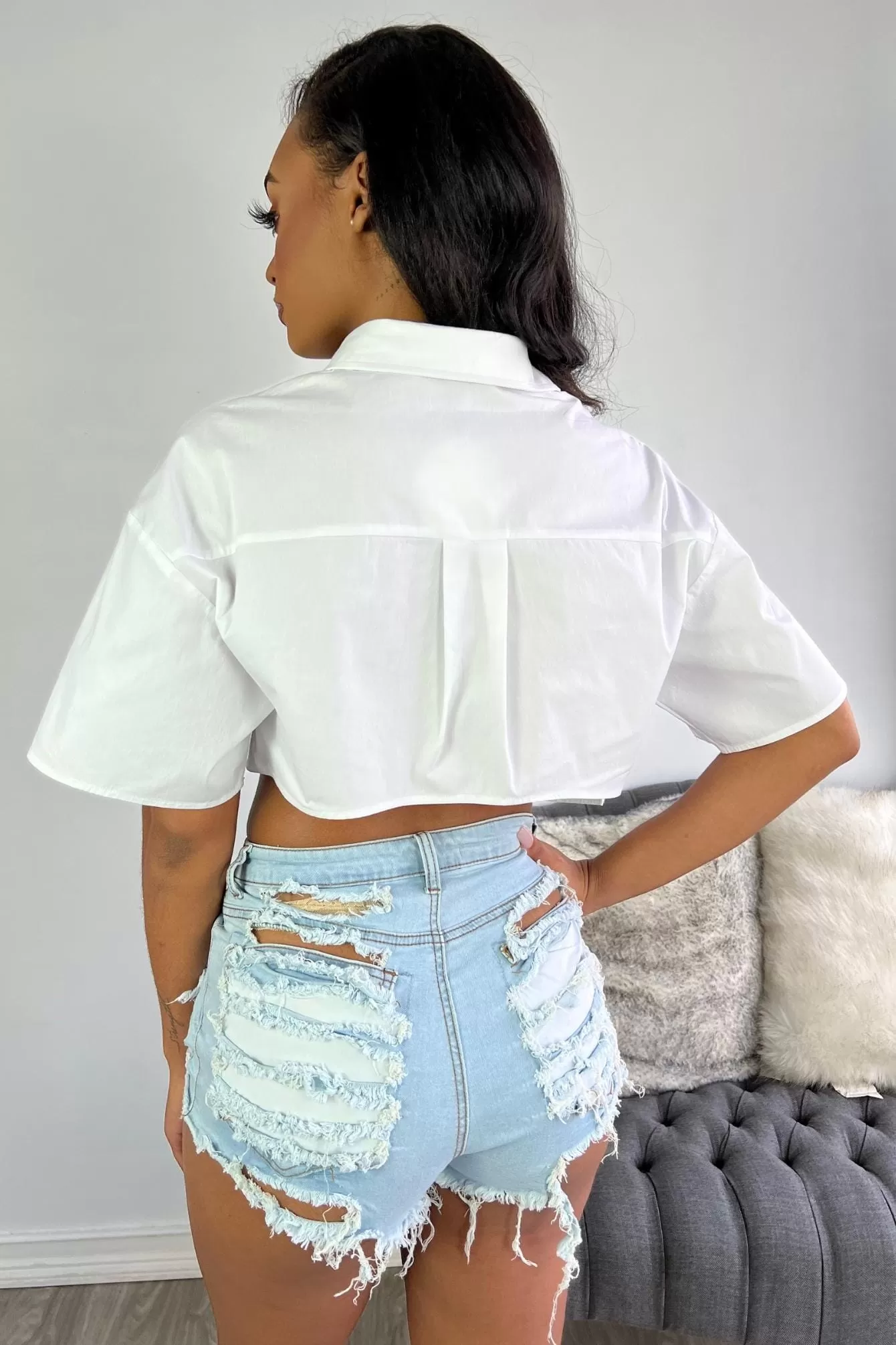 Chic Collared Crop Top