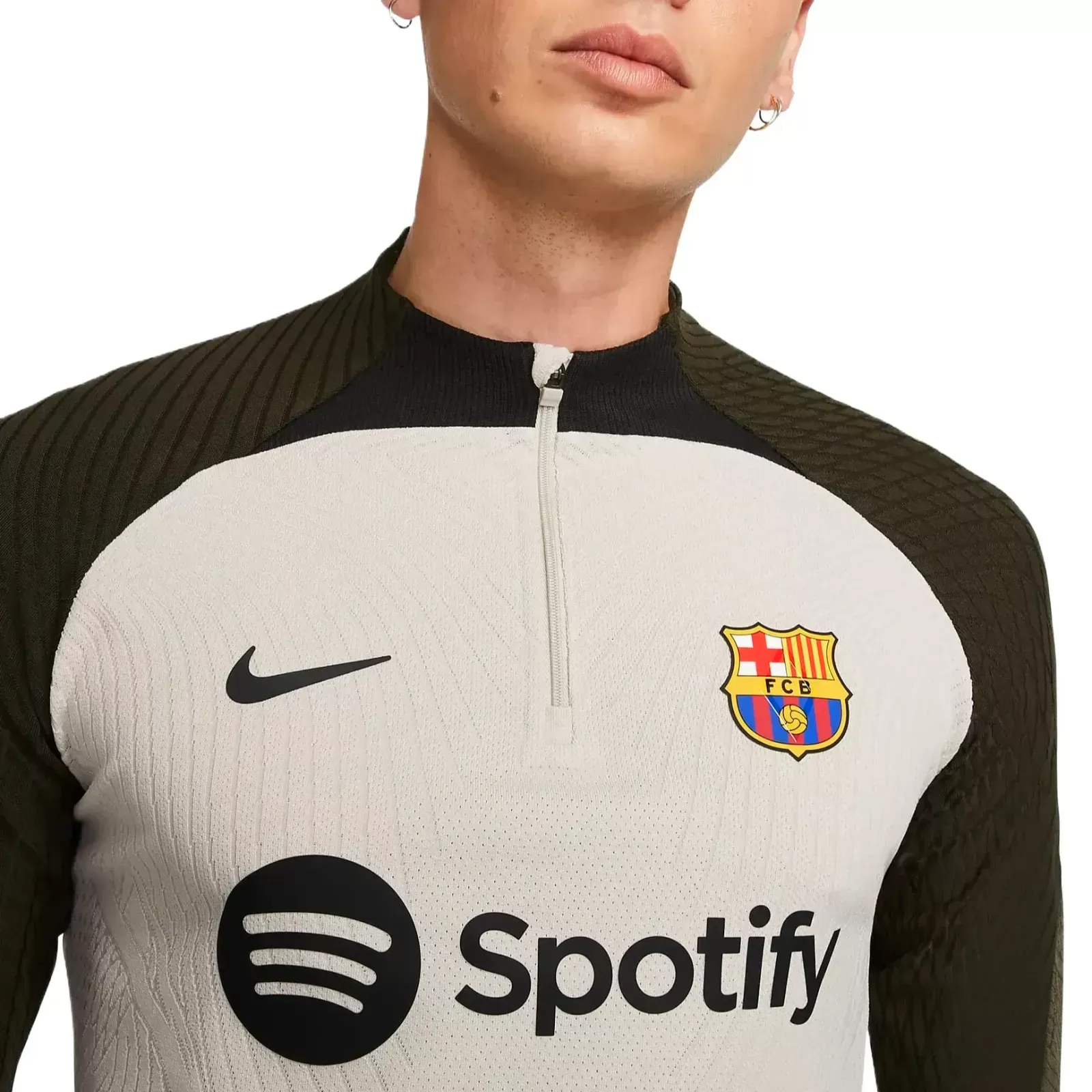 FC Barcelona soccer Elite players technical training sweat top 2023/24 - Nike