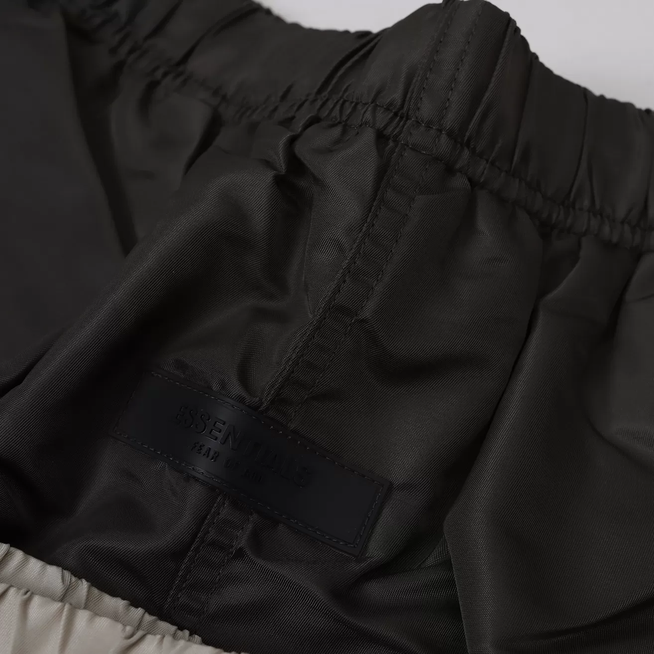 Fear of God Essentials Running Short (Women's) [160SU22202]