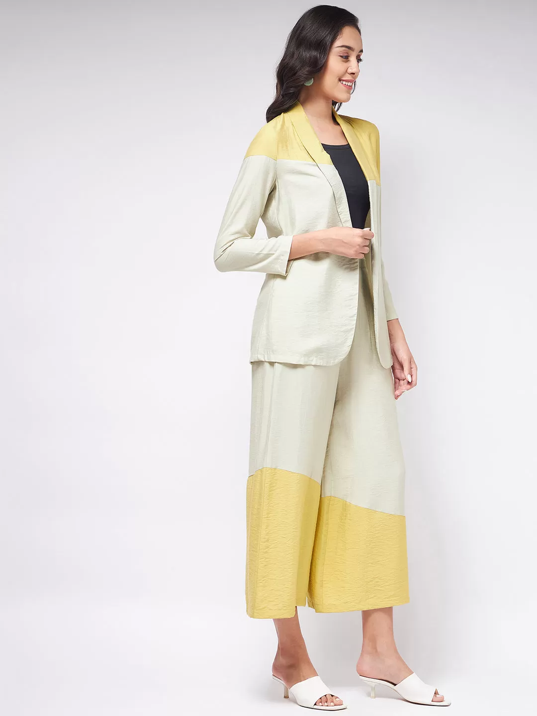 Flaunt Yourself In Solid Colorblock Blazer With Matching Pants Set