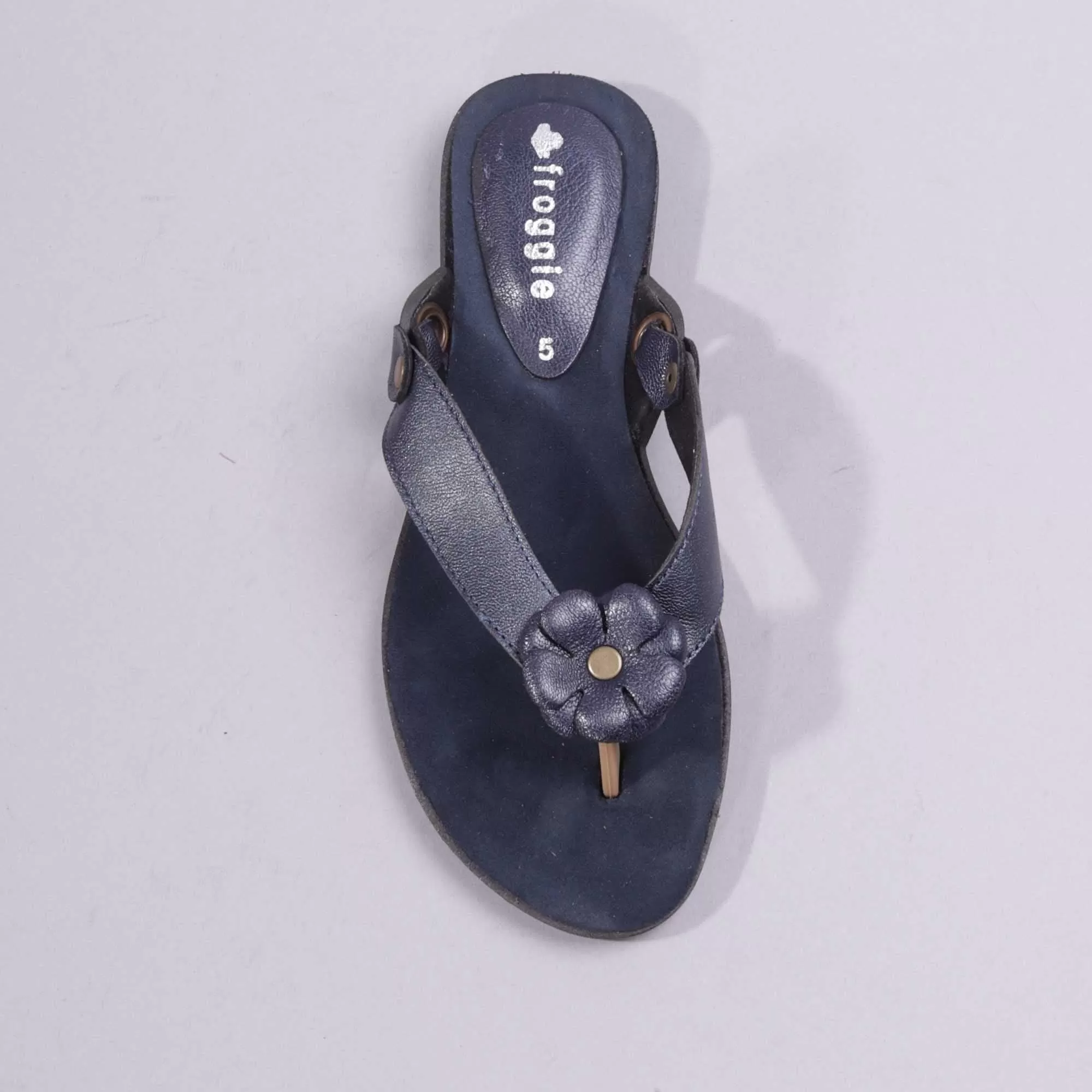 Flower Thong Sandal in Navy - 7968