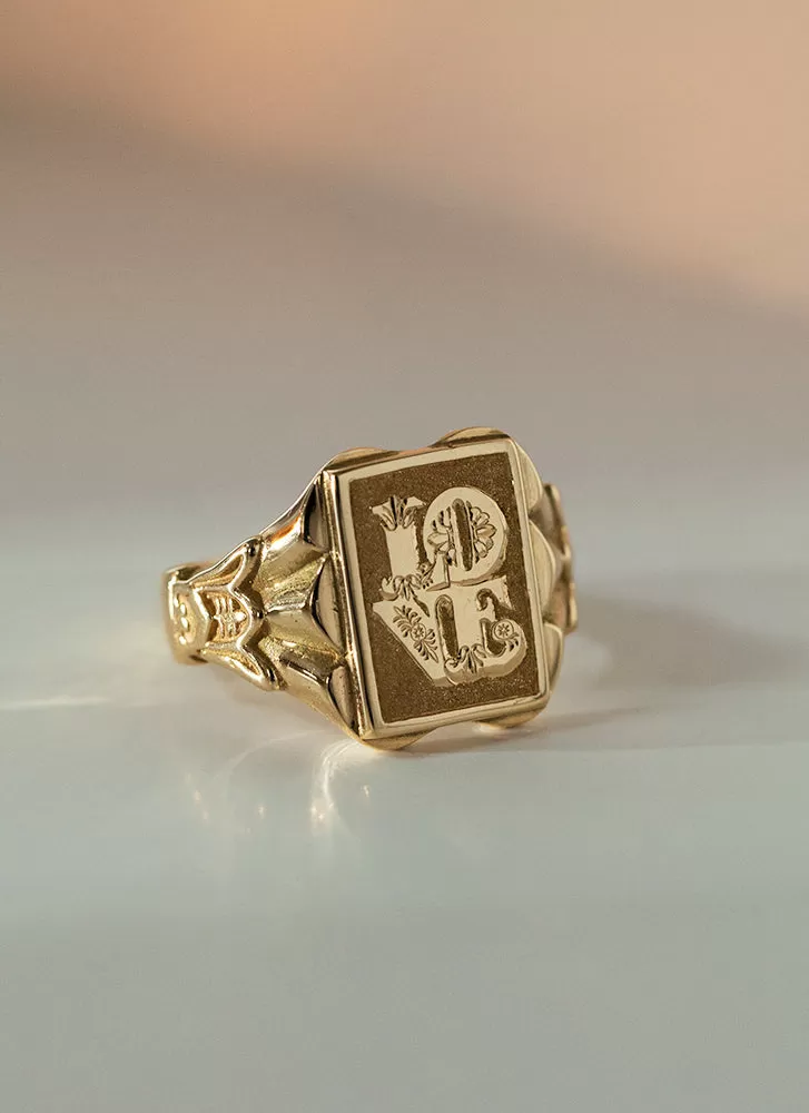 Freya love signet ring 14k gold