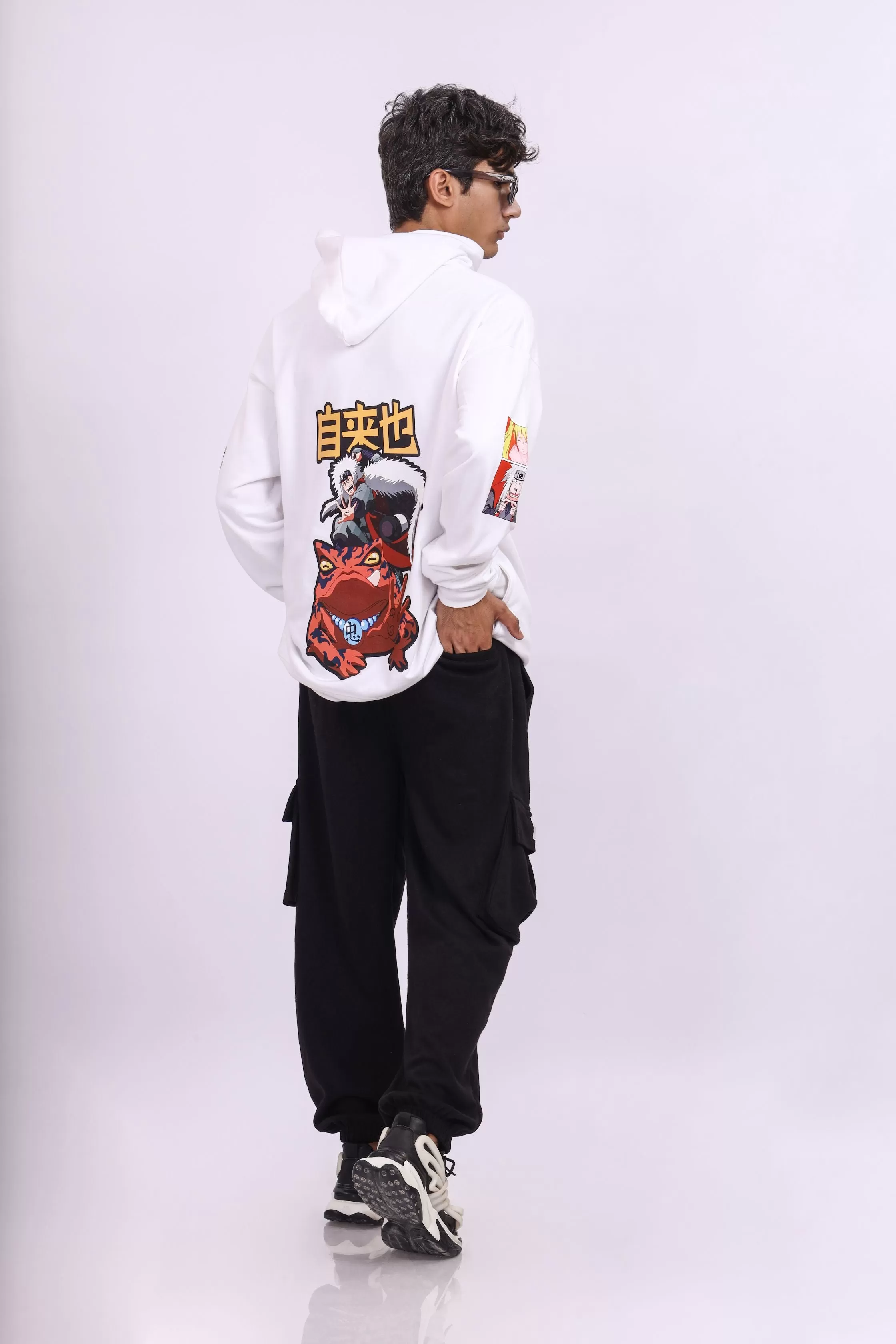 JIRAIYA White Oversized Hoodie