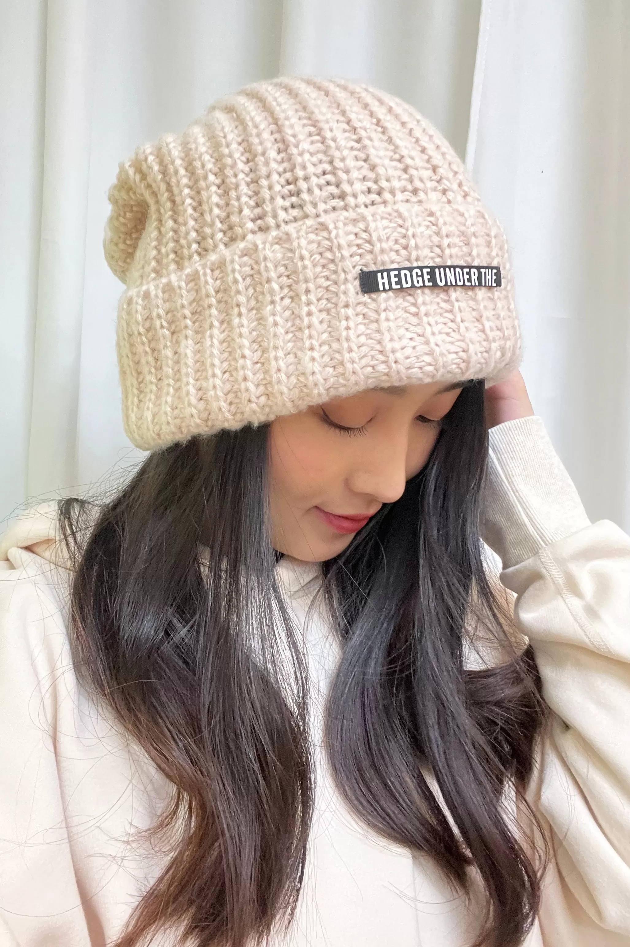 KNIT OVERSIZED BEANIE