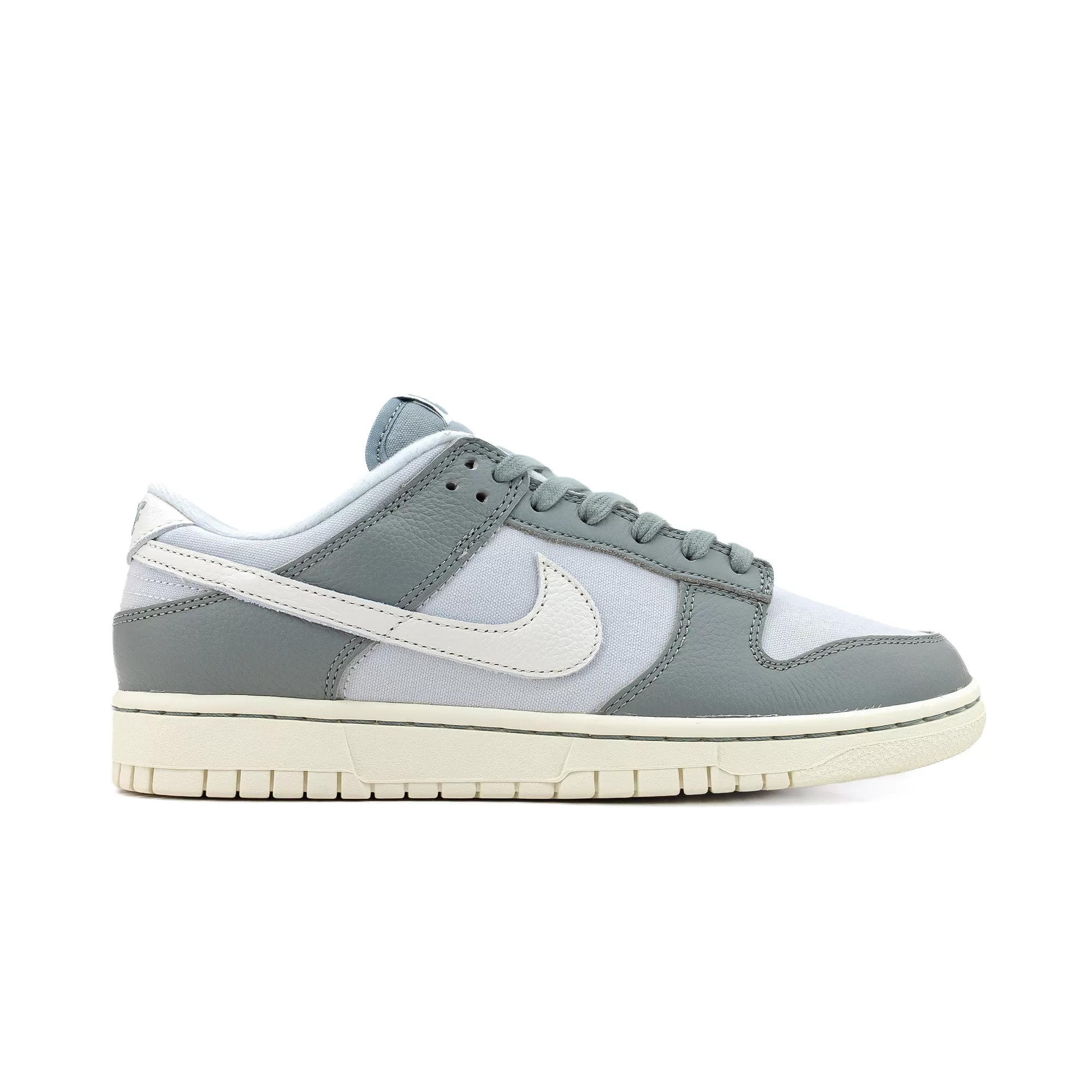 Nike | Dunk Low Retro PRM | "Mica Green" | DV7212-300