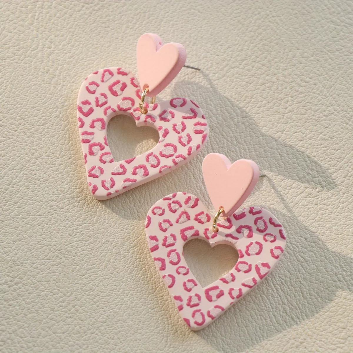 Pink Leopard Pattern Hollow Heart Design Dangle Earrings Retro Cute Style Acrylic Jewelry Exquisite Gift For Lovers