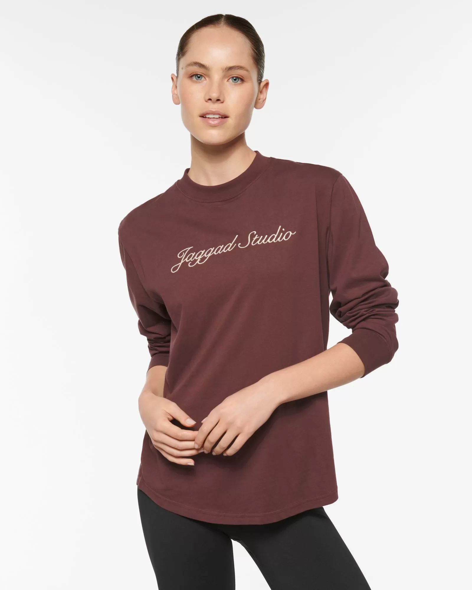 SCRIPT OVERSIZED LONG SLEEVE TEE BURGUNDY