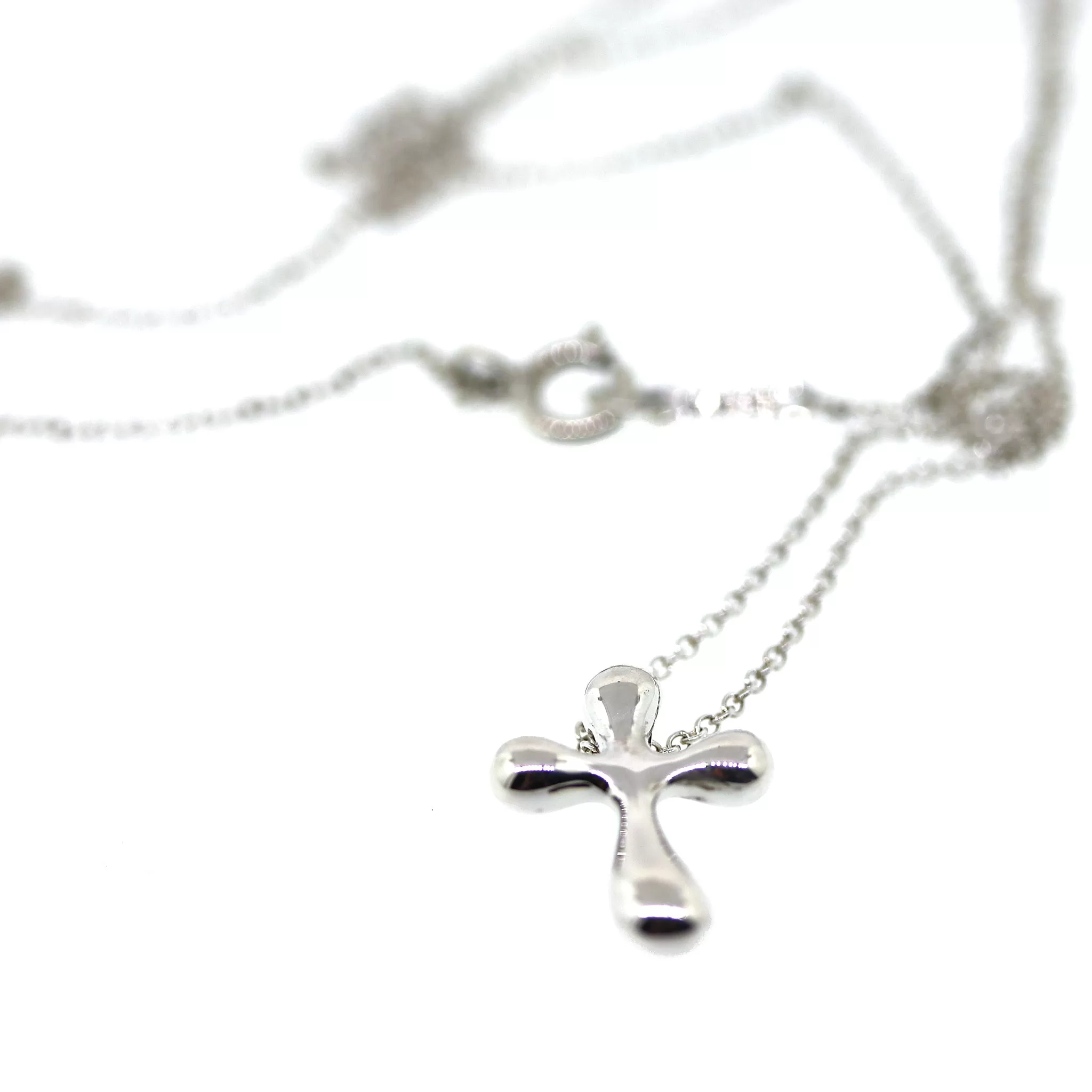 Tiffany and Co. Sterling Silver Elsa Peretti Cross Pendant Necklace