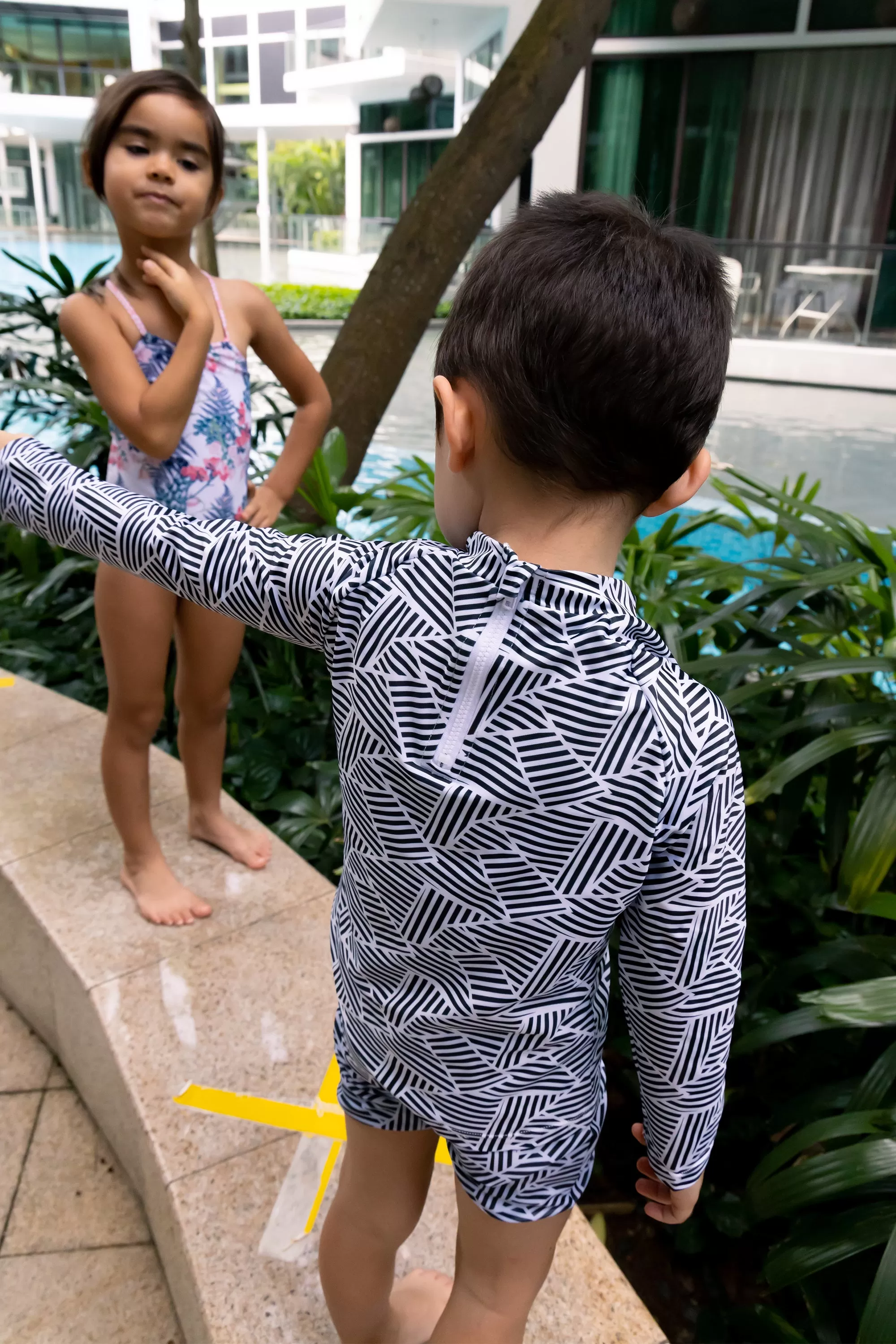 Waikiki Kids Unisex Rash Guard