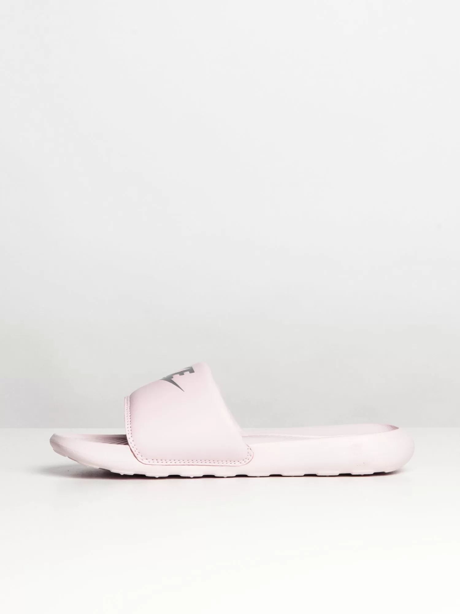 WOMENS NIKE VICTORI ONE SLIDES