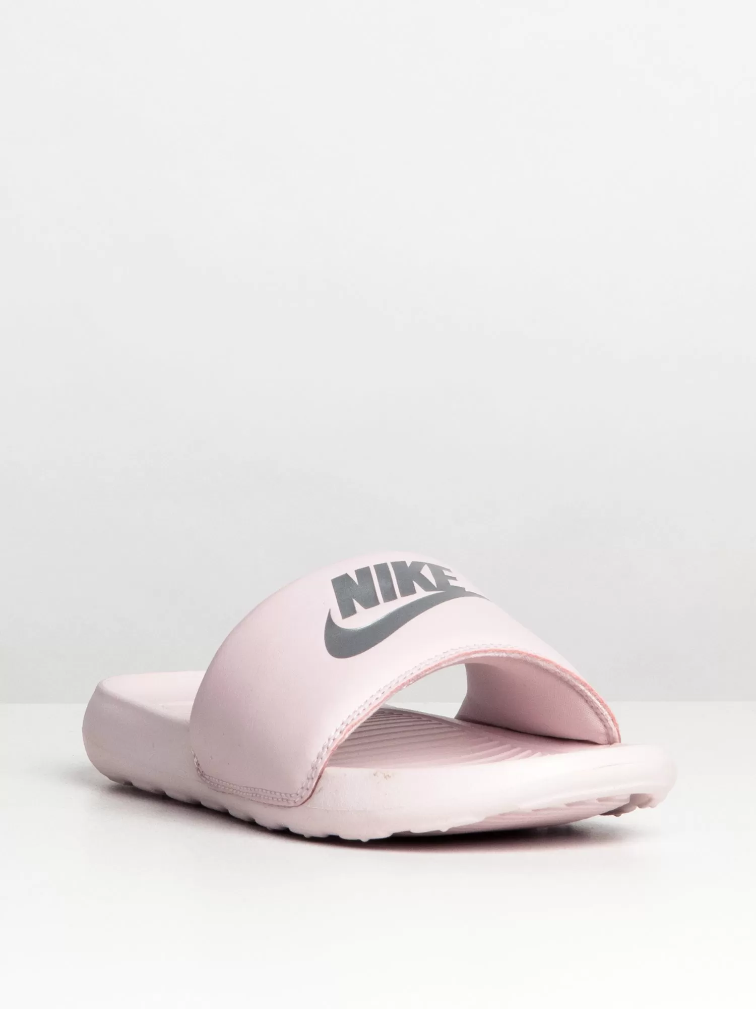 WOMENS NIKE VICTORI ONE SLIDES